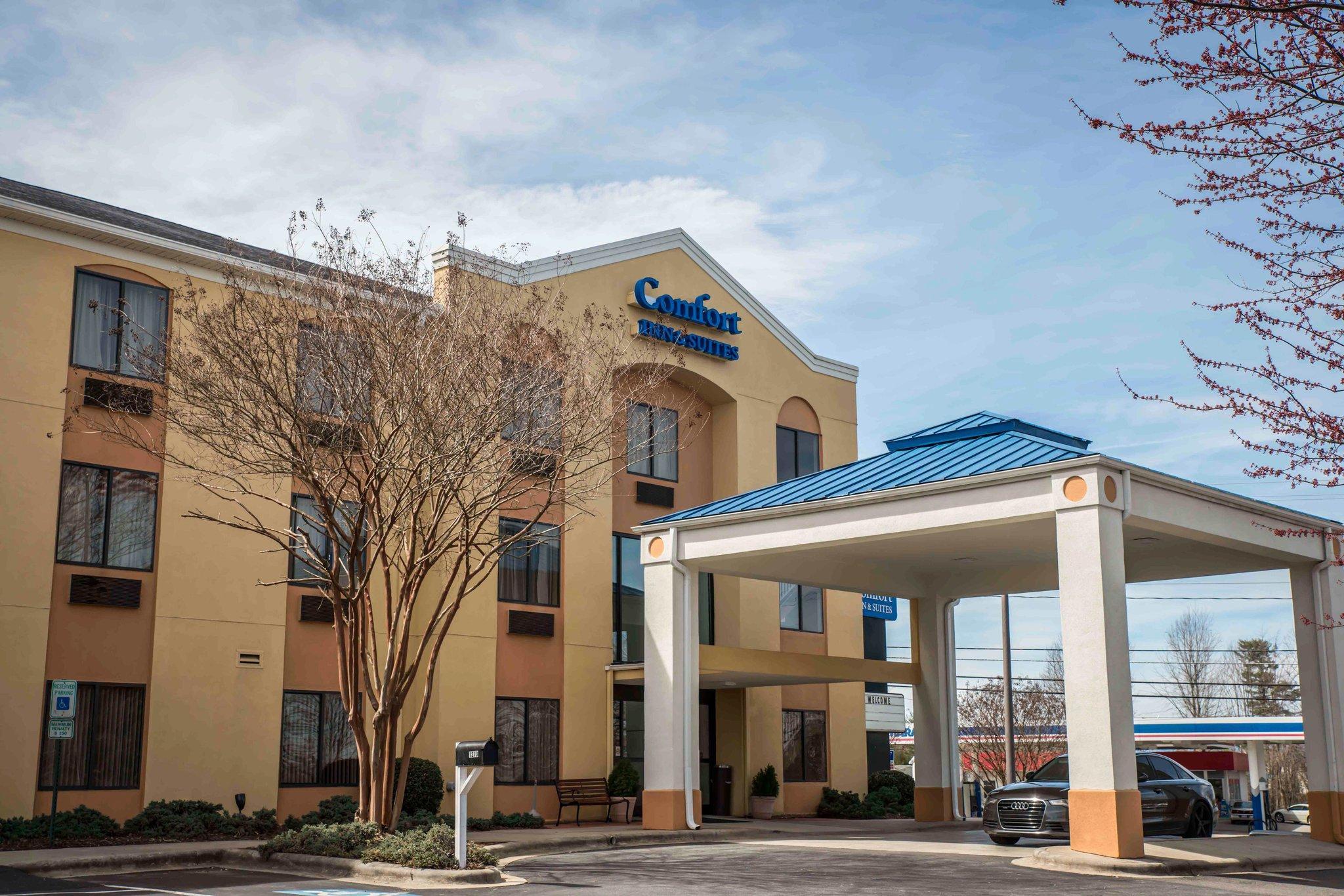 Comfort Inn & Suites Моргантън Екстериор снимка